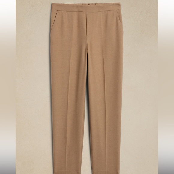 Banana Republic Pull on Tapered Pants - Picture 3 of 9